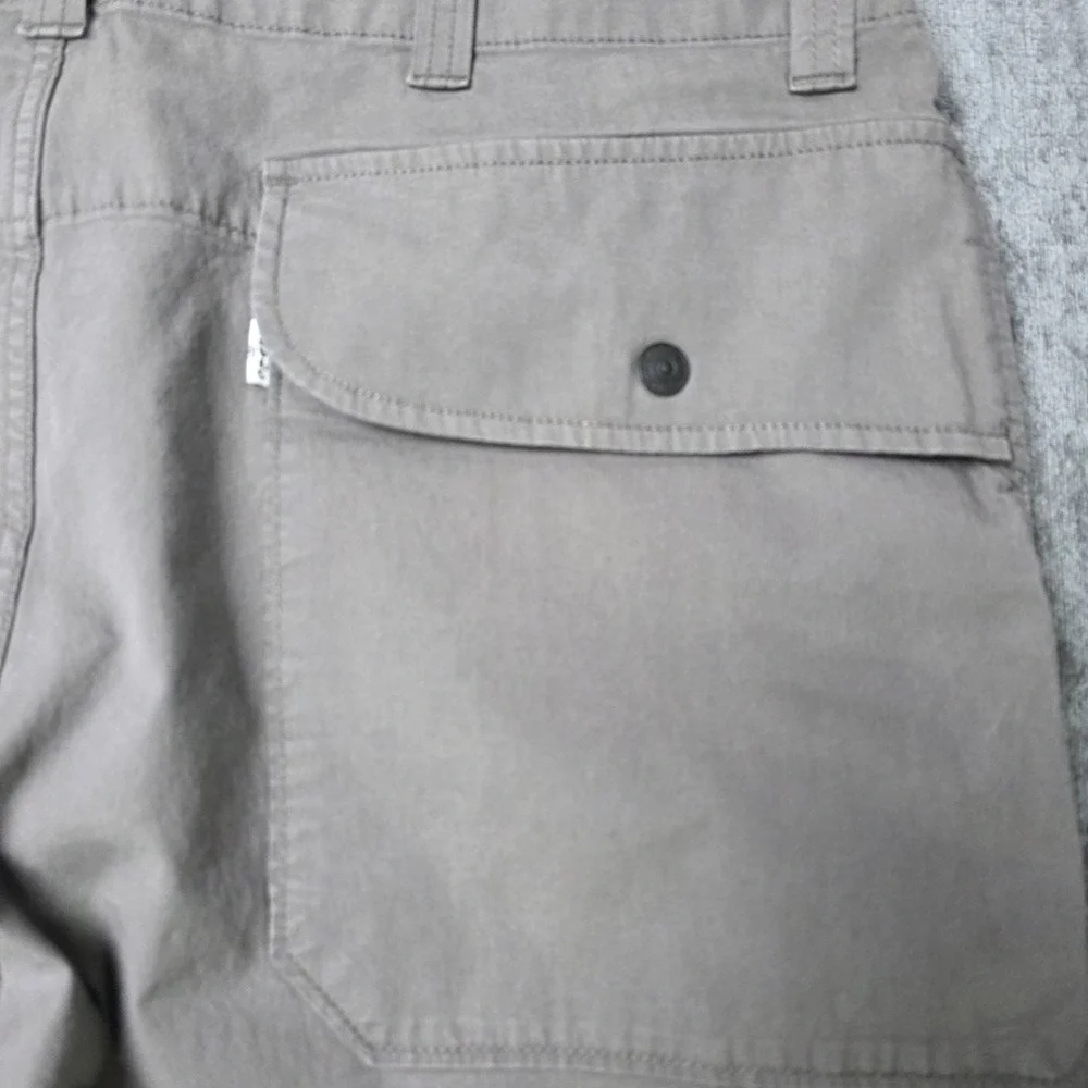 Levis City Cargo Chino Pants Mens 38x32 Fits 38x29 Gray Utility Stretch Hiking